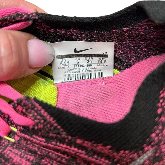 Nike Free RN Flyknit GS Running Shoe Pink Blast/Volt 834363-600 Sz 6.5Y Women 8 - Picture 7 of 9